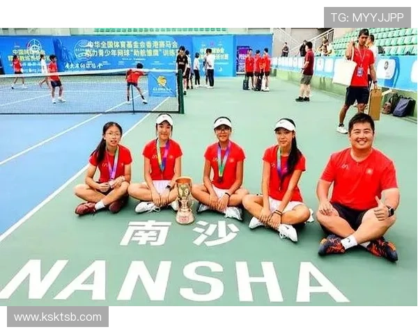 广州网球队在网球耐力排名中创下新高展现出卓越实力与团队精神 广州网球队在网球耐力排名中创下新高展现出卓越实力与团队精神