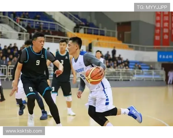 广州篮球队的拼搏之路：精英赛背后的奋斗与荣耀